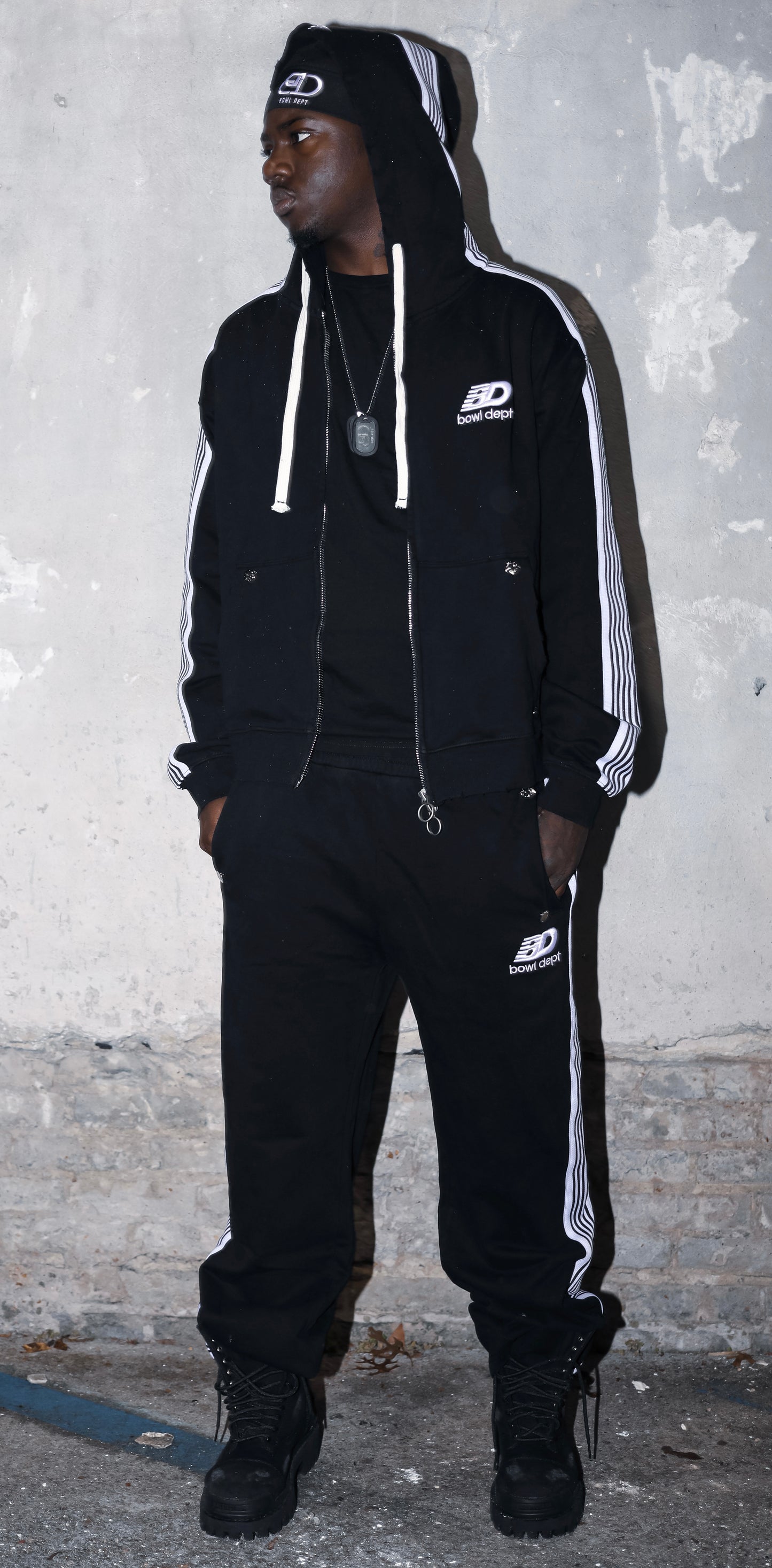 Cozy Black & White Ribboned Set