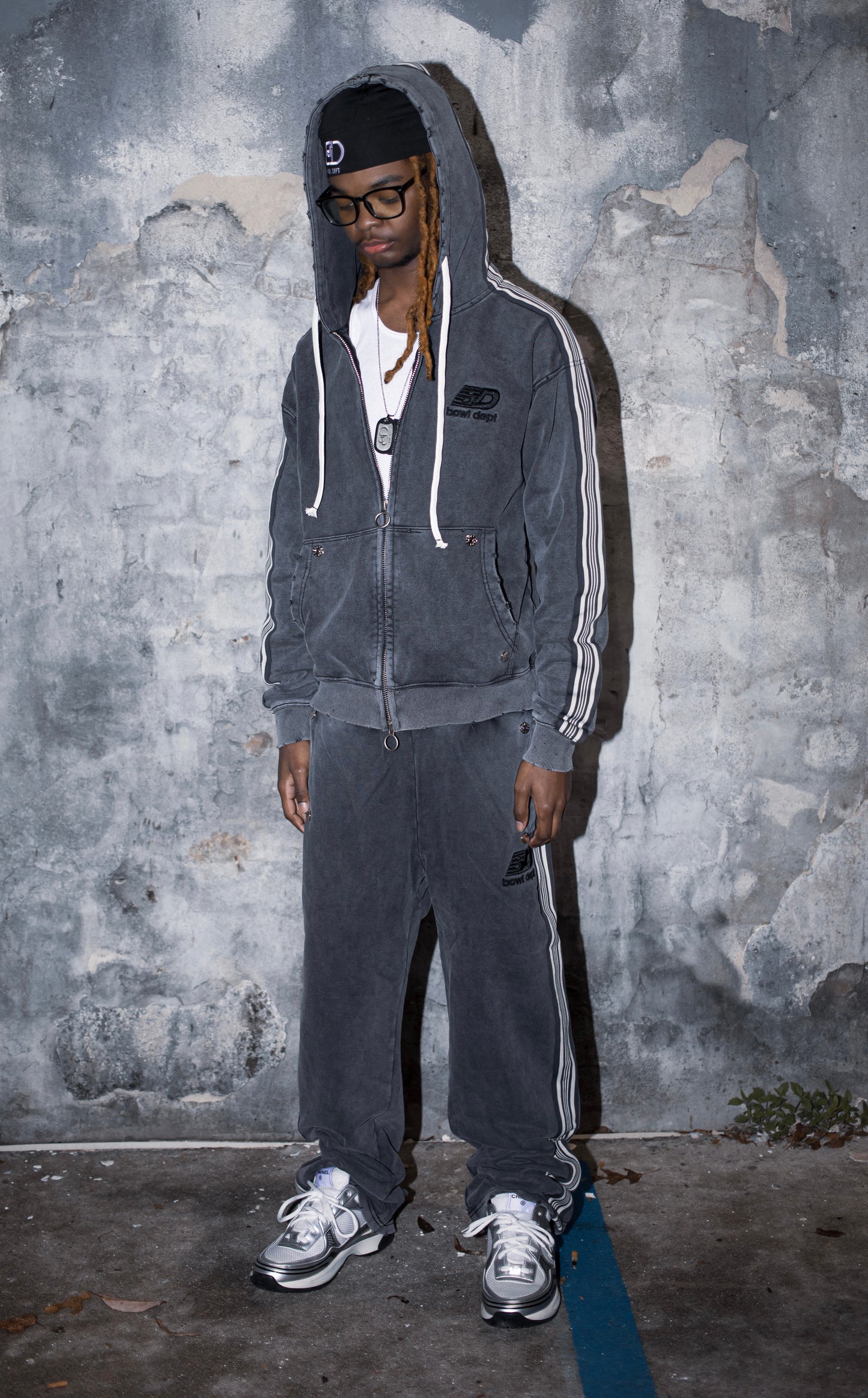 Cozy Gray & Cream Ribboned Set